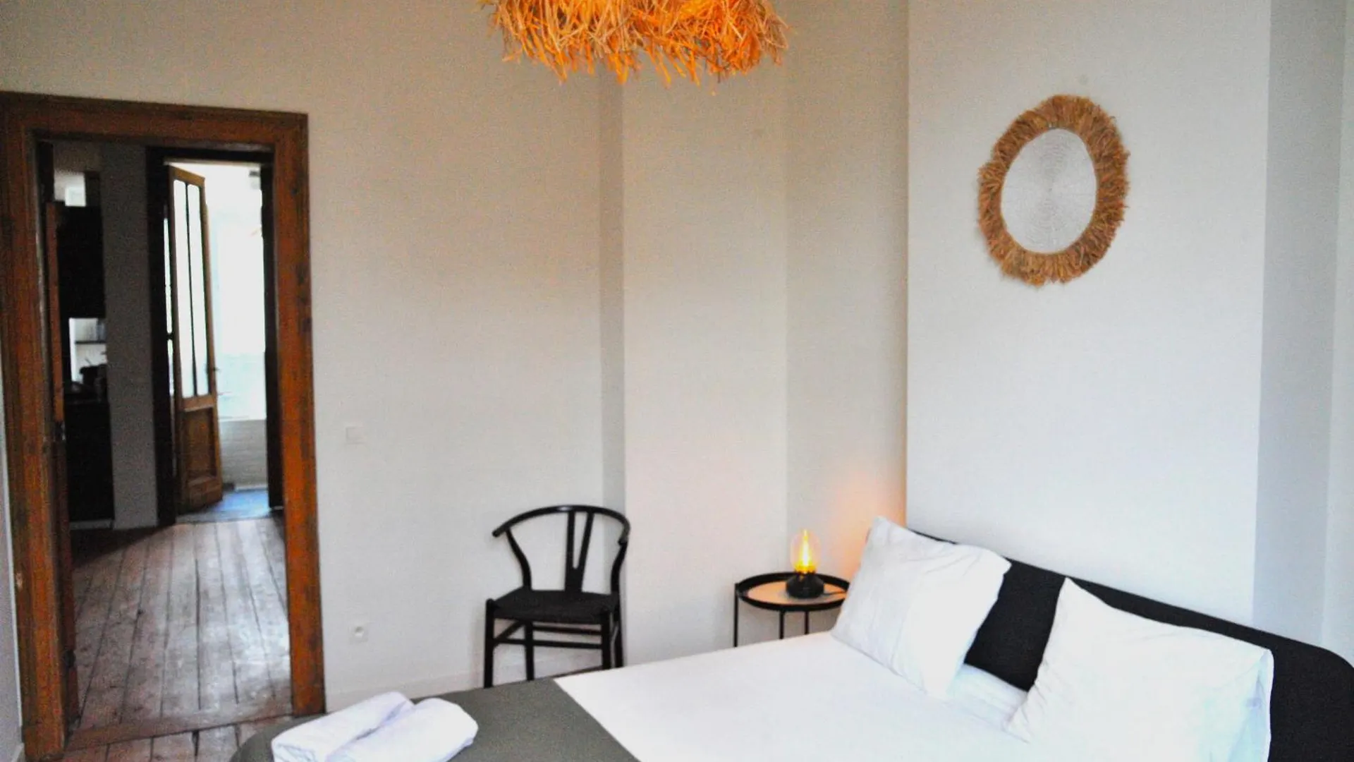 Boho Apartments - 2 Bedrooms Antwerp Aparthotel