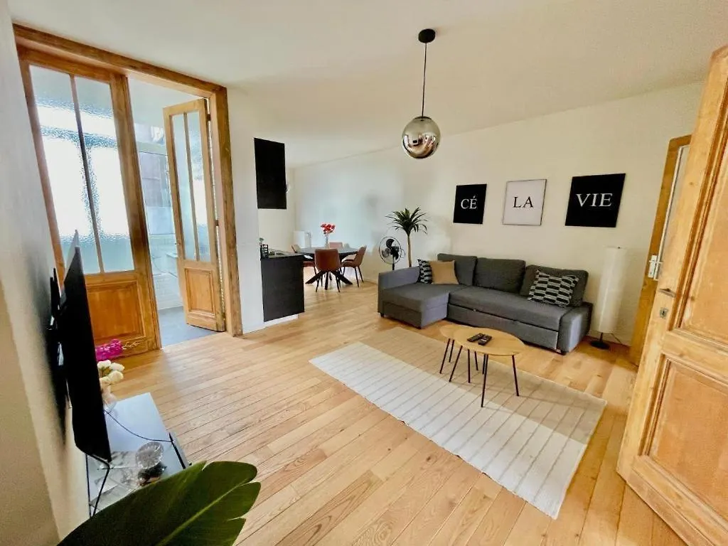 Boho Apartments - 2 Bedrooms Antwerp Belgium